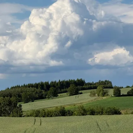 Otuleni Kaszubami Feriehus Kielpino